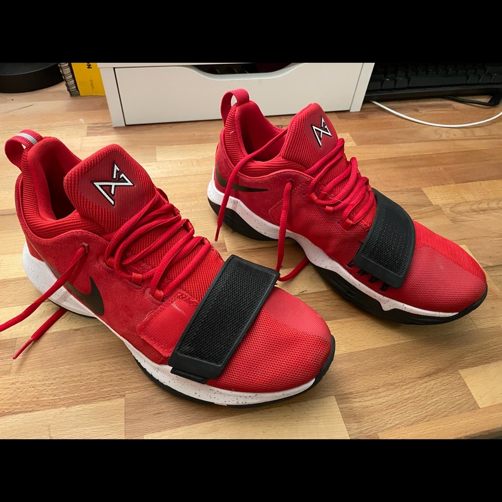 PG1 Nike basketball shoes